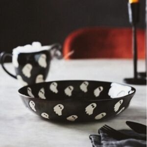 NWT Anthropologie Ghost Vester low bowl